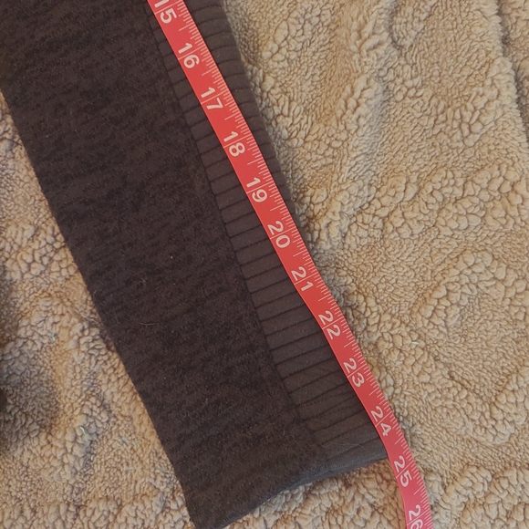 The North Face Women's Gray Jacket~ Size Small - Picture 9 of 9